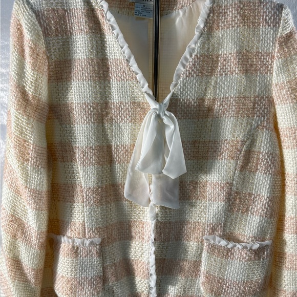 Hannah White and Pink Blazer with Textured Finish,Y2K,Vintage. - Picture 3 of 6